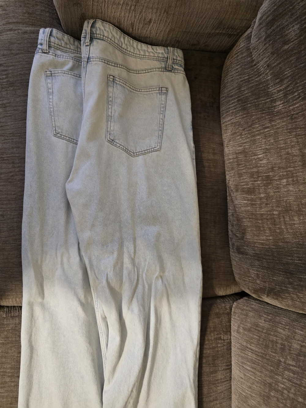 Original Use Light Wash Straight Leg Women’s Jeans - Picture 2 of 3